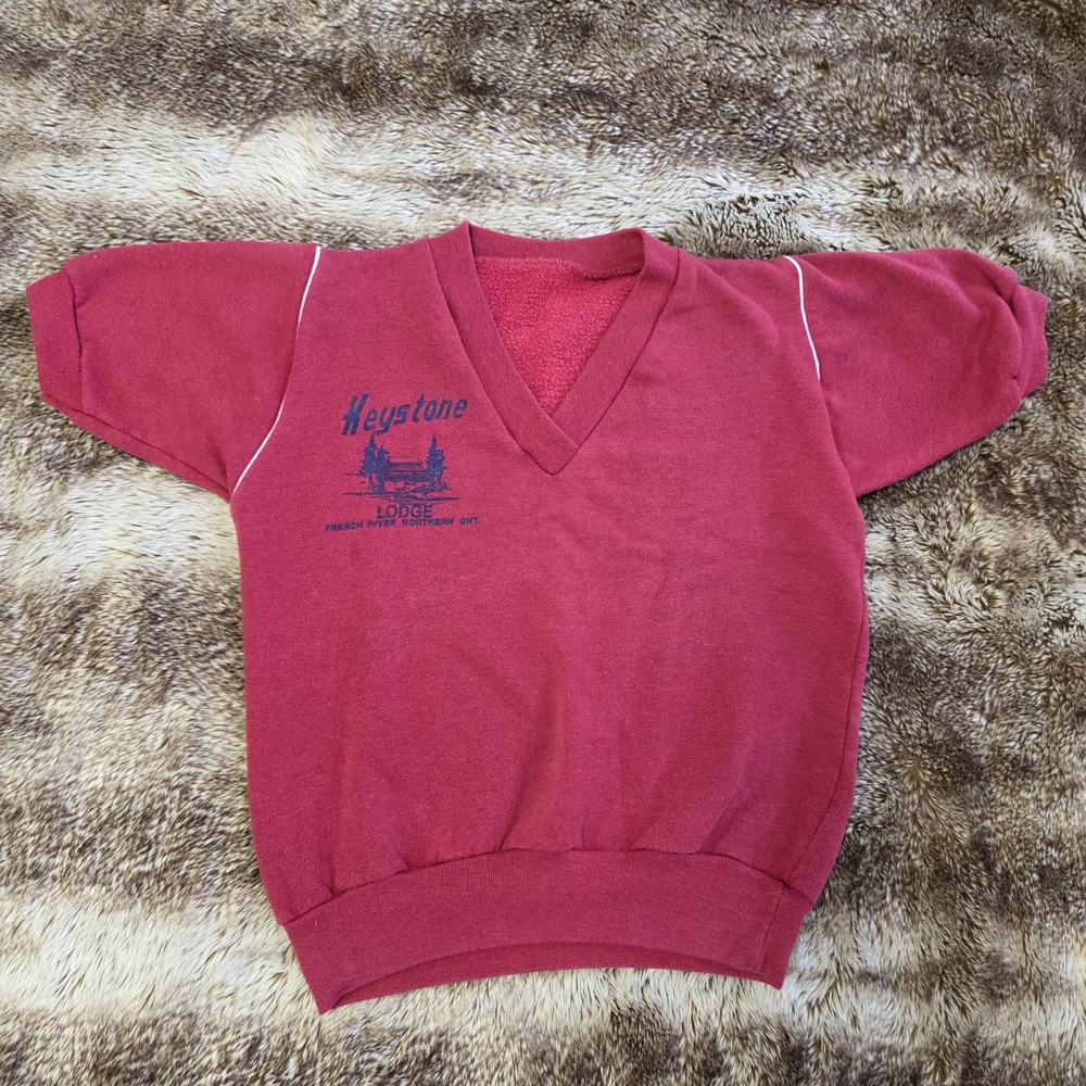Vintage Keystone Lodge Graphic V-Neck Sweatshirt — Red Retro Cabincore Pullover